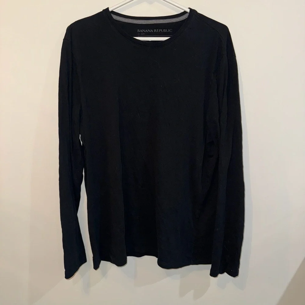 Banana Republic Black Long Sleeve Tee Classic Crew